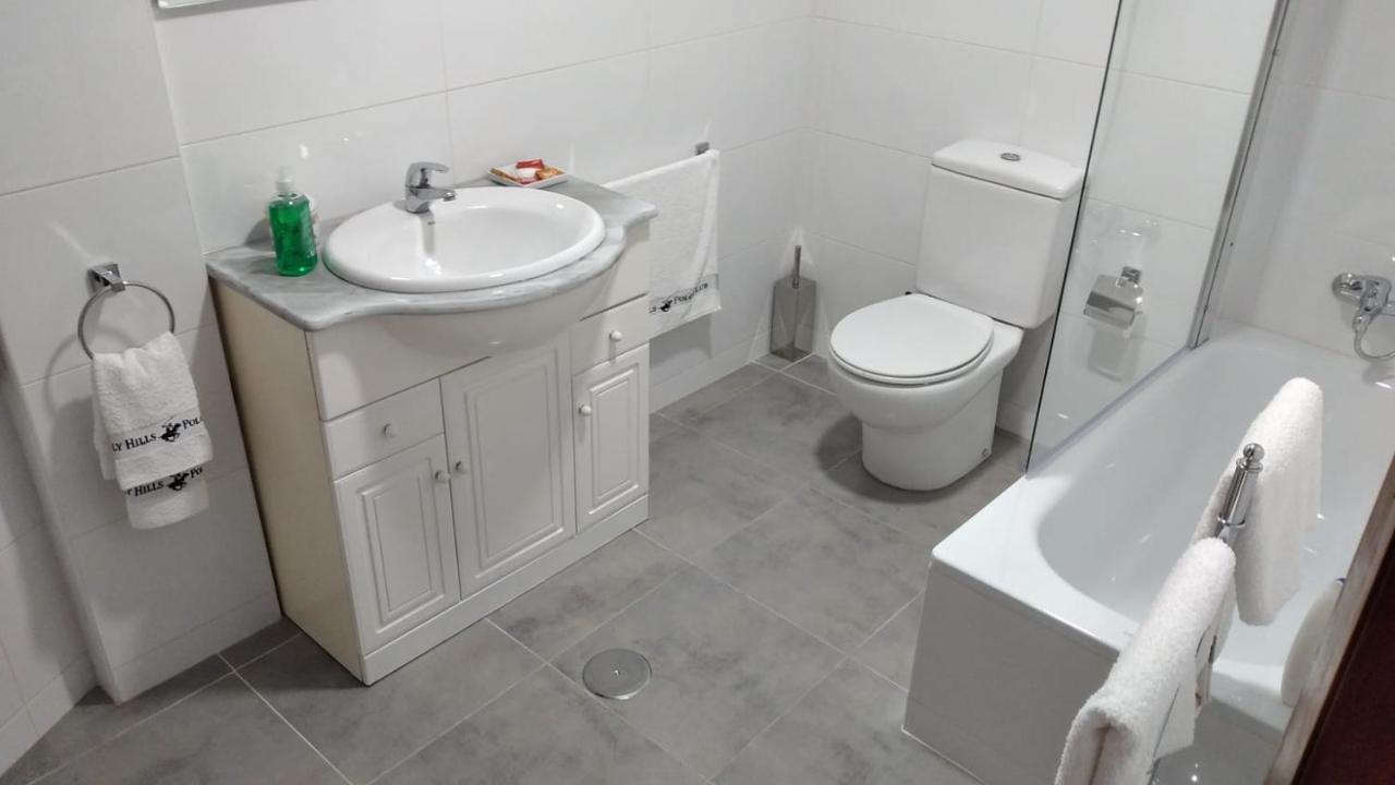 Piso En Centro Urbano De Puentedeume Con Terraza Daire Dış mekan fotoğraf